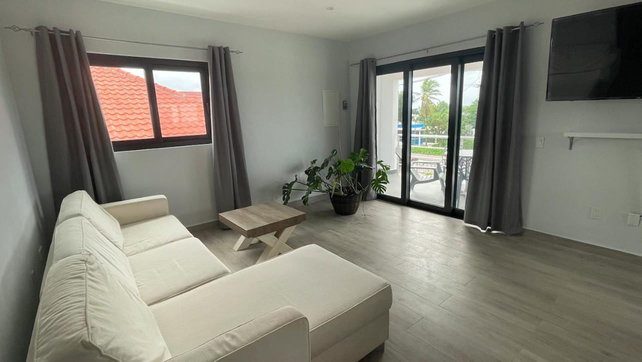 Whitehouse Boulevard, Close To Mambo Beach And City Centre Apartment Willemstad Luaran gambar
