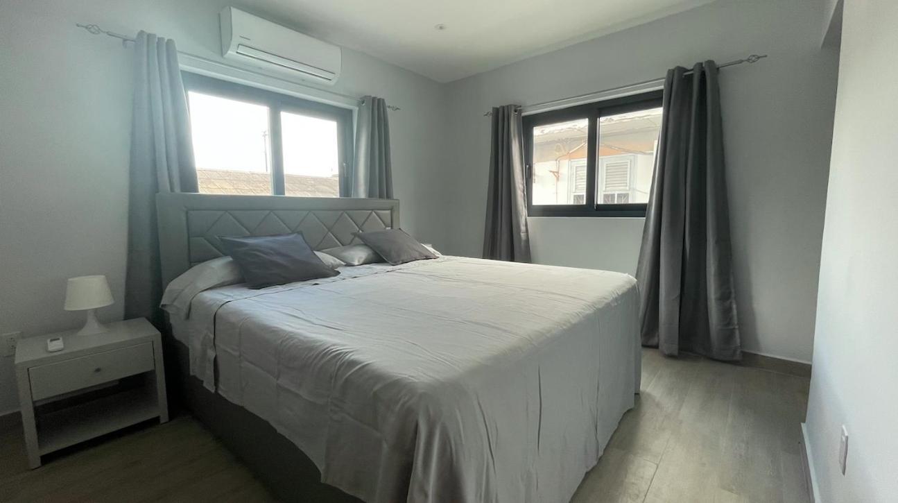 Whitehouse Boulevard, Close To Mambo Beach And City Centre Apartment Willemstad Luaran gambar
